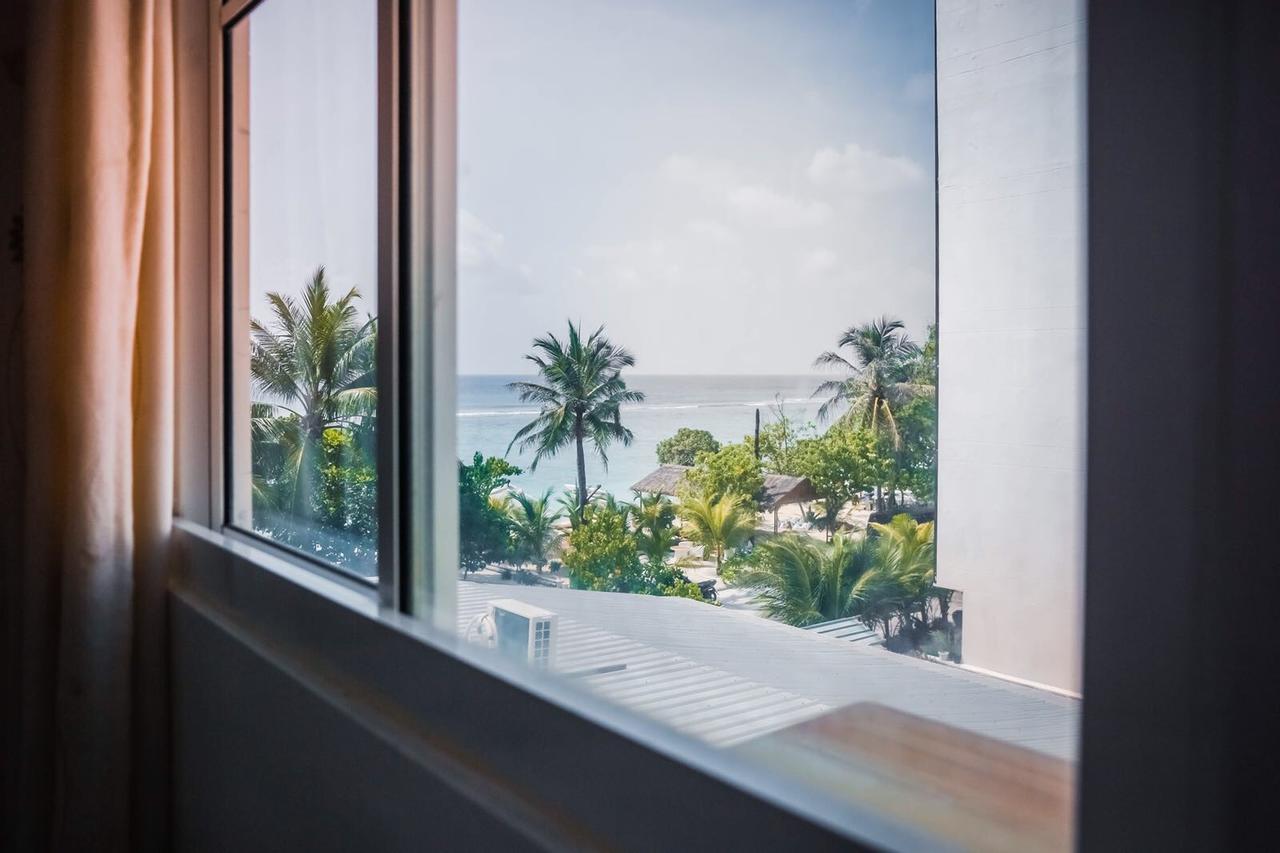 Rivers Beach & Spa Hulhumale Esterno foto
