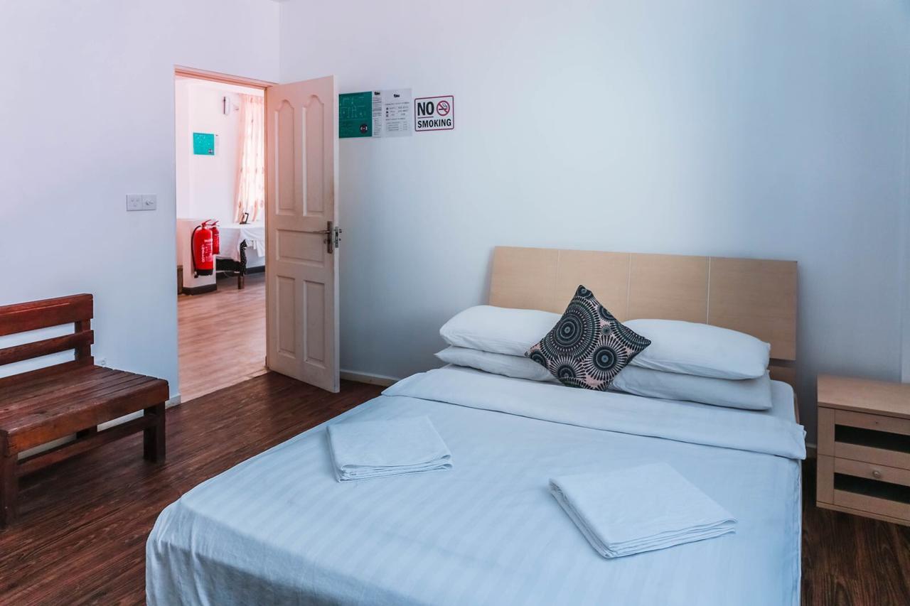 Rivers Beach & Spa Hulhumale Esterno foto